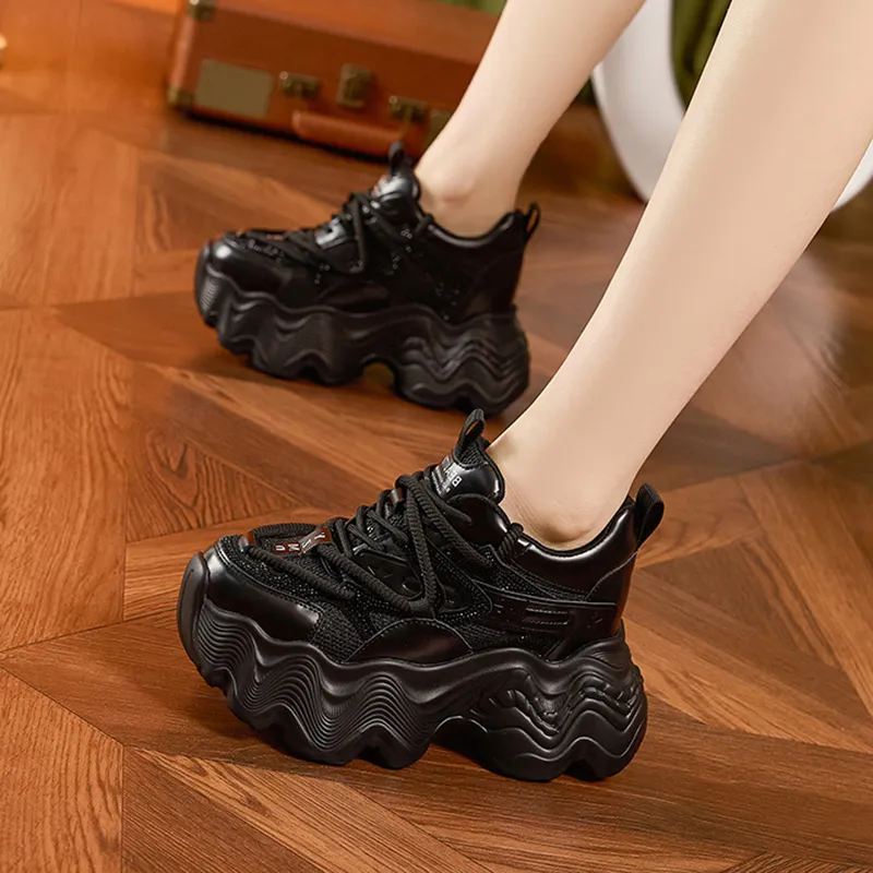 Milan Love Song Cushioned Wear Resistant Height Increasing Low Top Chunky Sneakers Women's-10