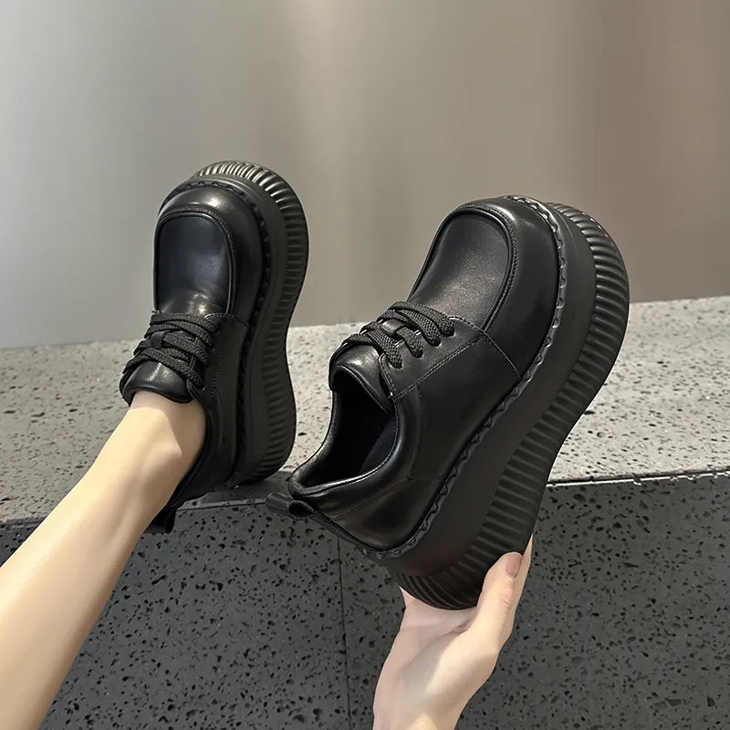 Milan Love Song Cushioned Slip Resistant Height Increasing Low Top Casual Shoes Women's-6