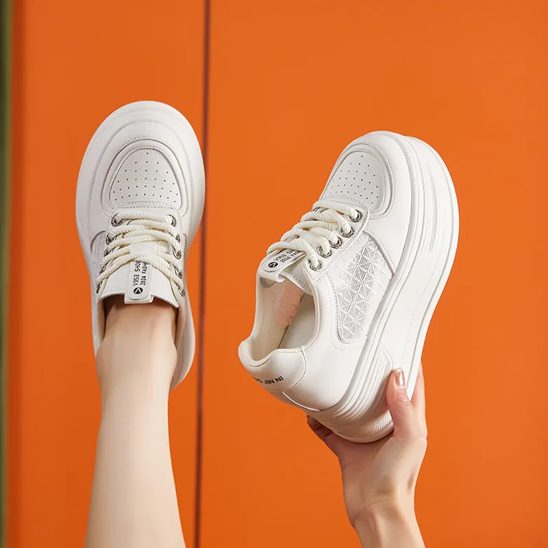 Milan Love Song Cushioned Height Increase Wear-Resistant Breathable Low-Top Chunky Sneakers Women's-2