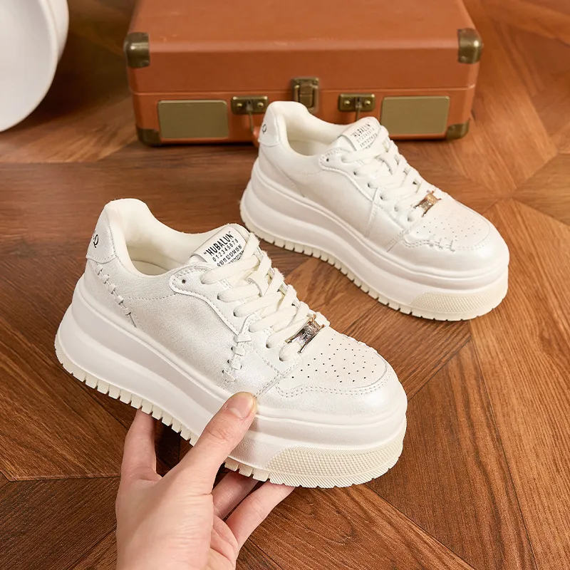 Milan Love Song Anti Slip Wear Resistant Moisture Wicking Low Top Casual Shoes Women's-1