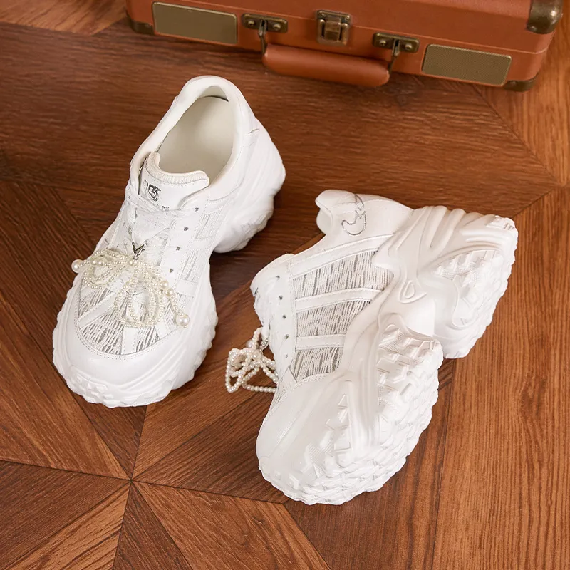 Milan Love Song Breathable Lightweight Height Increasing Low Top Chunky Sneakers Women's Solid Color-13