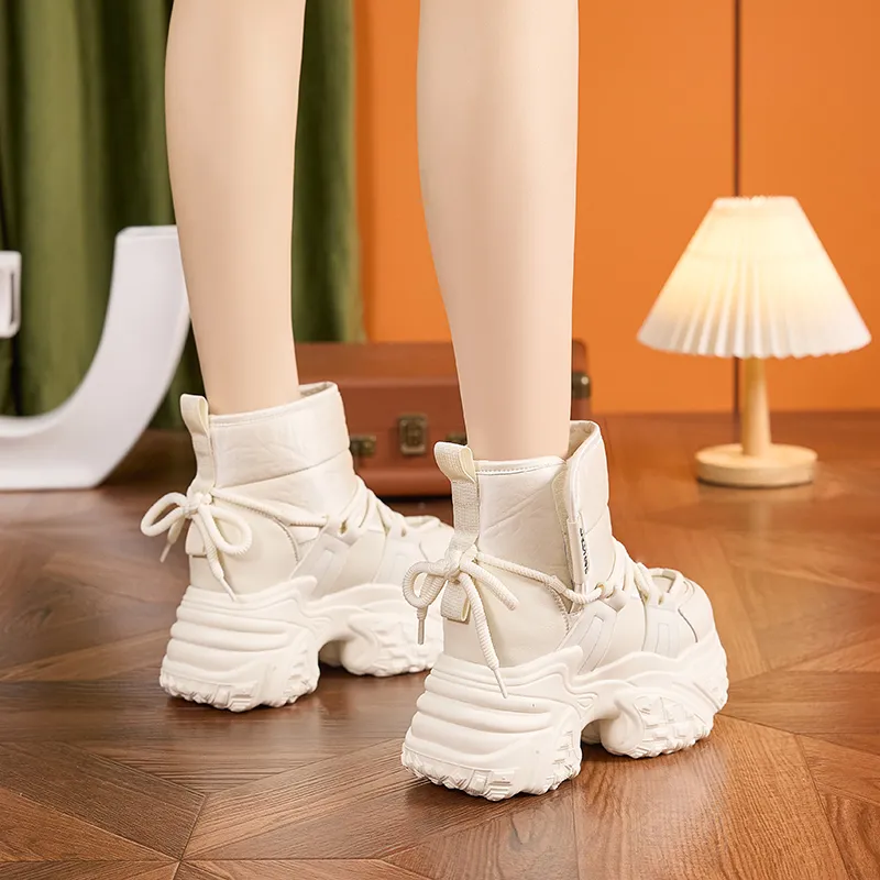 Milan Love Song Warm Height Increasing Coverage Short Snow Boots Women's-2
