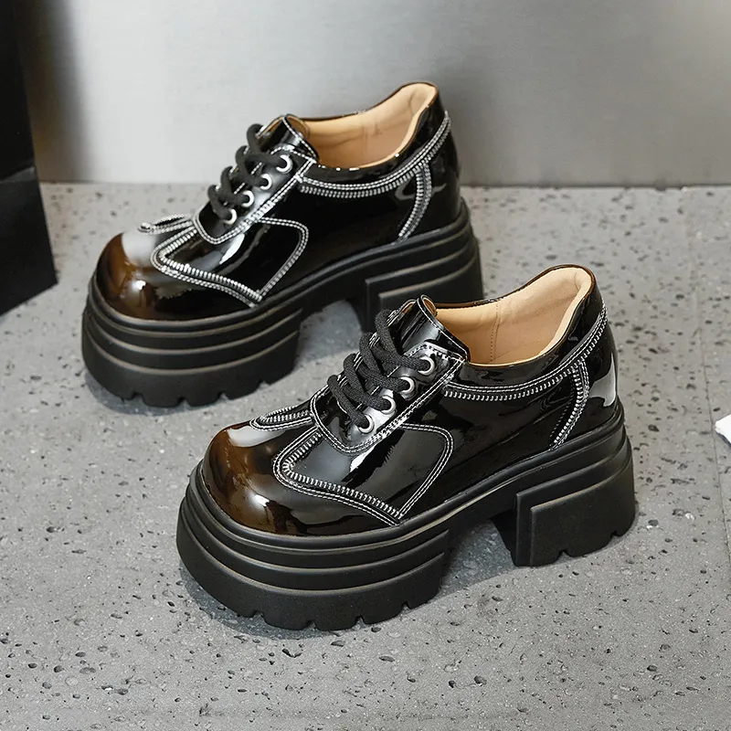 Milan Love Song Chunky Heel High Heels 10cm Women's Black-11