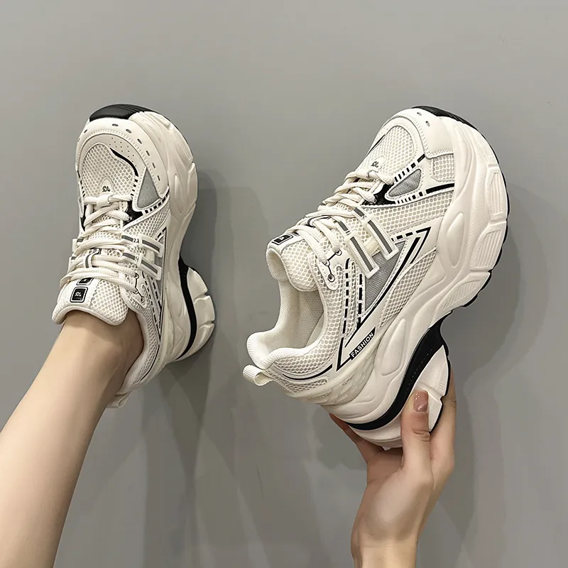 Milan Love Song Wear-Resistant Breathable Water-Resistant Low-Top Chunky Sneakers Women's Beige-4