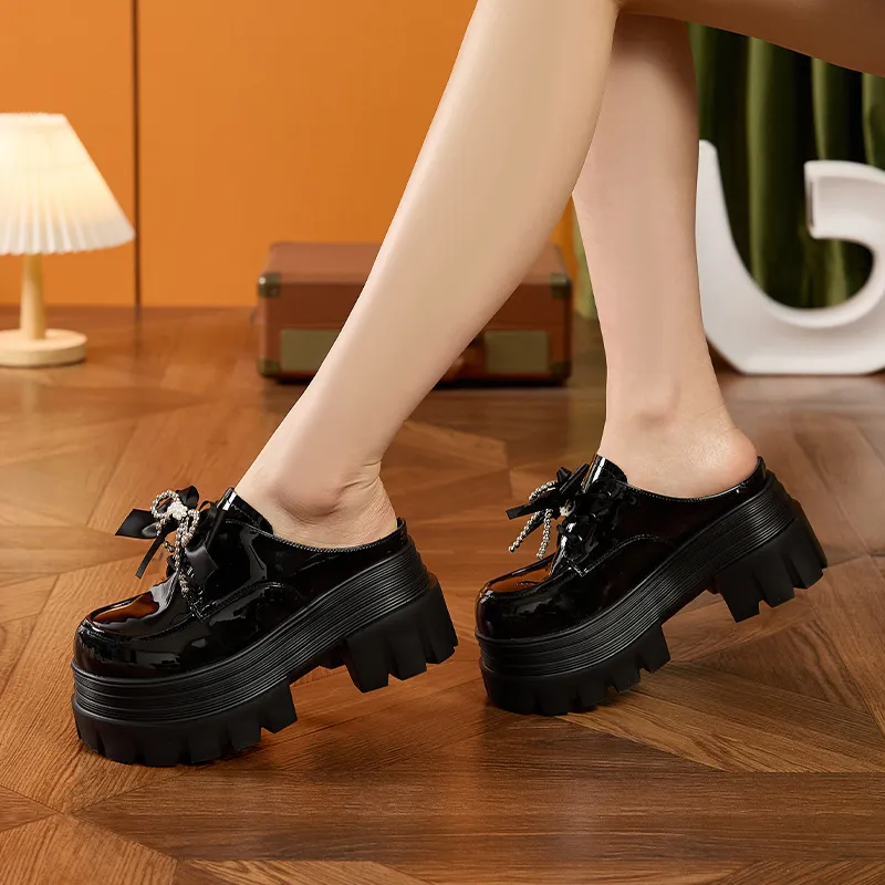 Milan Love Song Rhinestone Abrasion Resistant Slip Resistant Quick Dry Closed Toe Slippers Women's-2