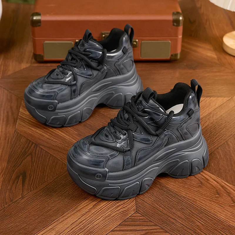 Milan Love Song Cushioned Wear Resistant Height Increasing Low Top Chunky Sneakers Women's-7
