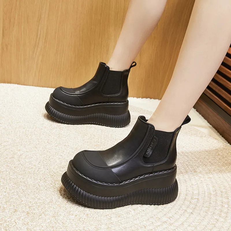 Milan Love Song Crew Chelsea Boots 8.5cm Women's-5