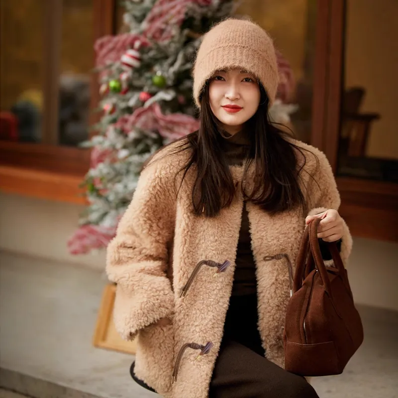 Kele Coco Furs Women's-11