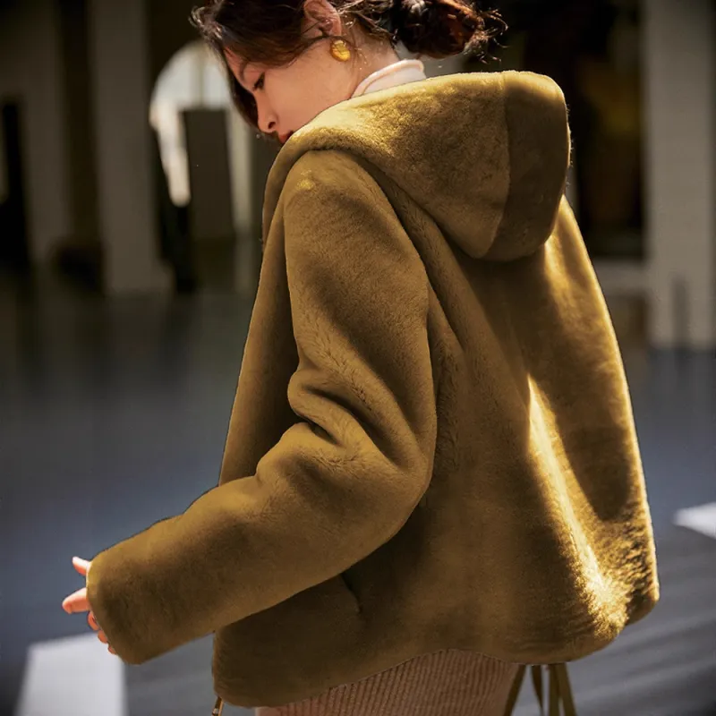 Kele Coco Velvet feel Coat Women's-3