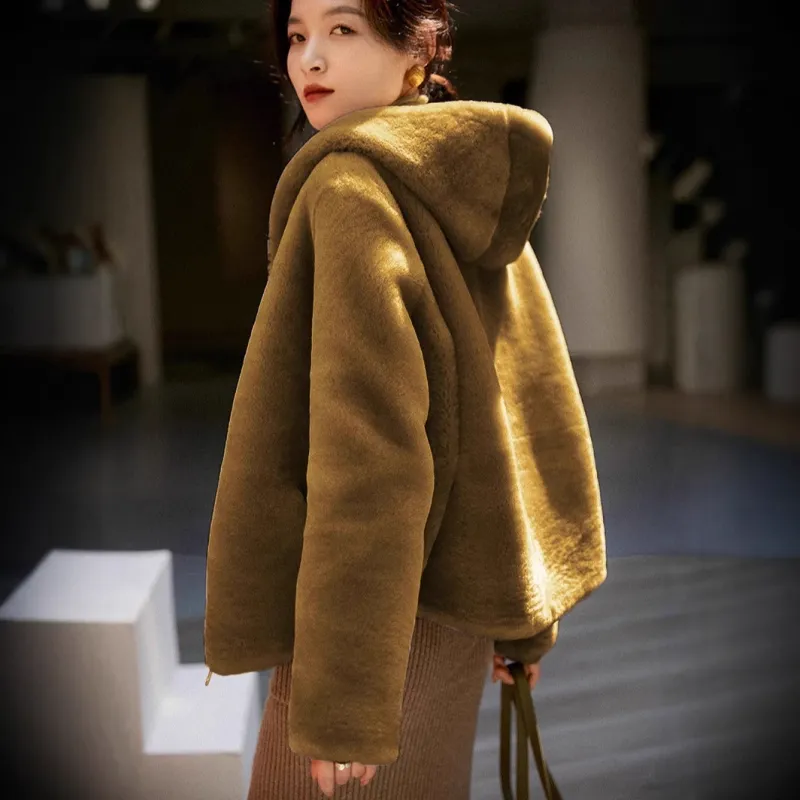 Kele Coco Velvet feel Coat Women's-6