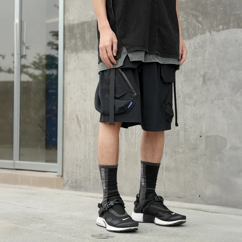 REINDEE LUSION Sports Shorts Unisex Black-3