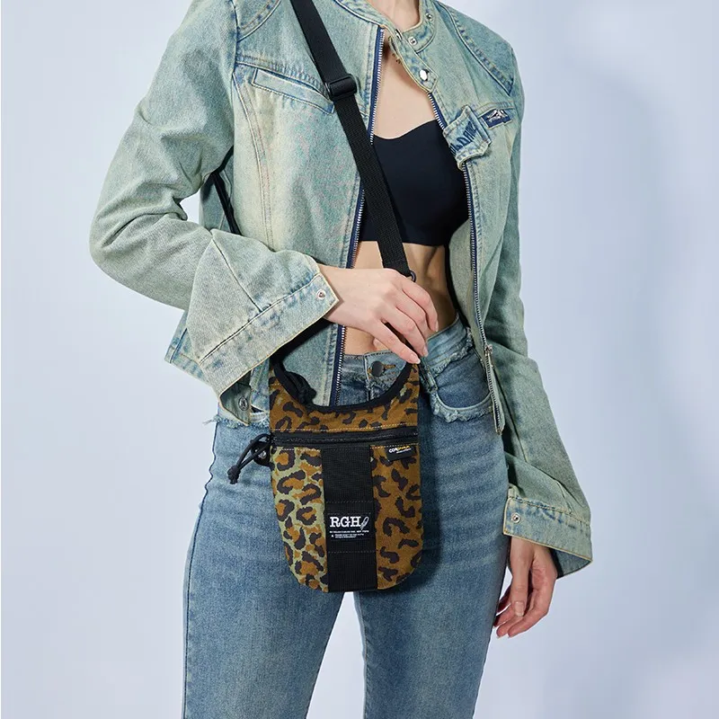 Rough Enough Polyamide Smartphone Pocket Shoulder Bag Crossbody Bag Medium Size Unisex Leopard Print-3
