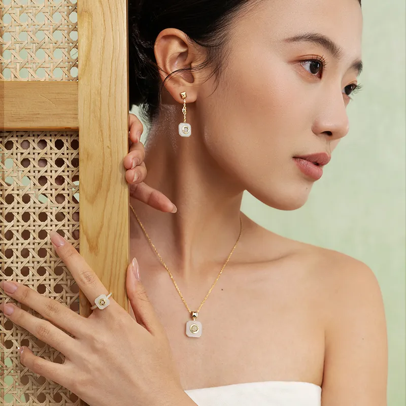 Gongzhu Earrings White Jade Women's-3