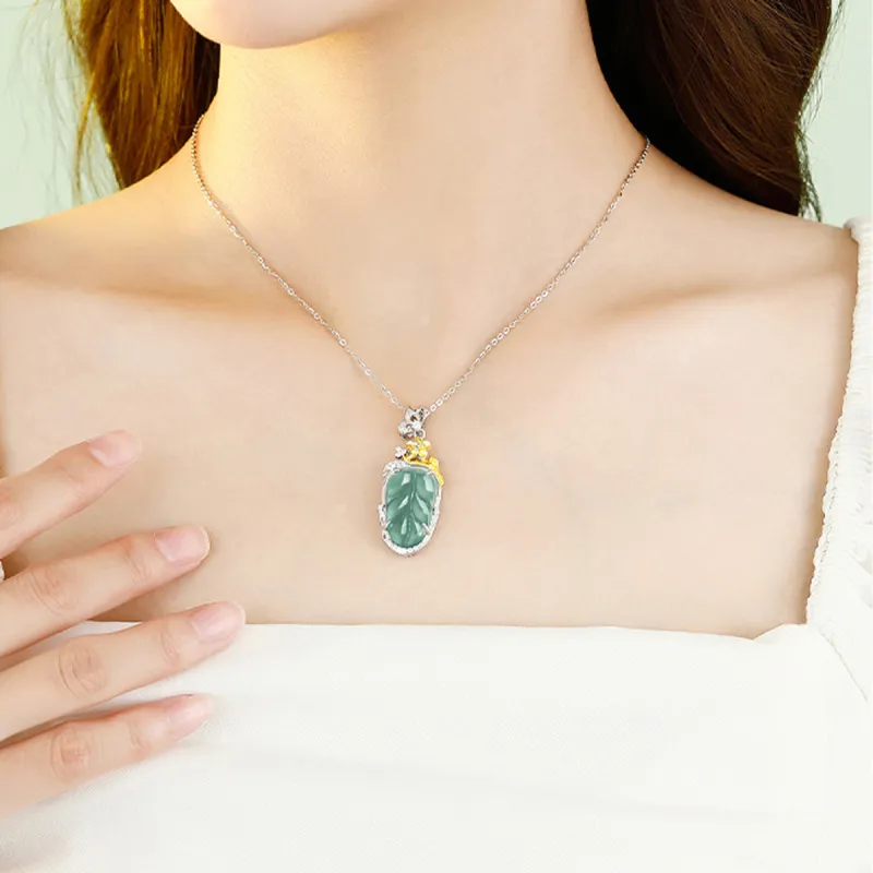 GUANFEI Ice Glutinous Jadeite Necklaces Women's-3
