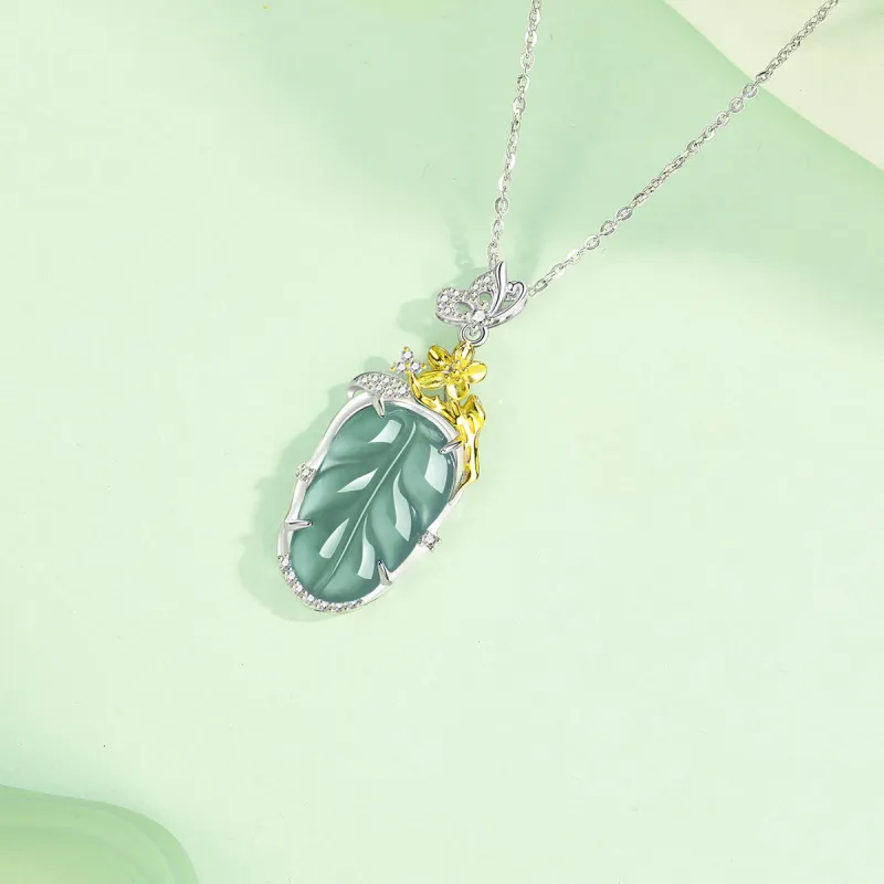 GUANFEI Ice Glutinous Jadeite Necklaces Women's-1