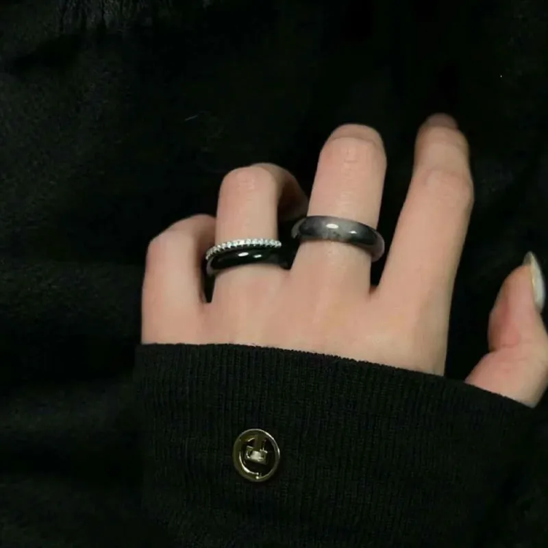 GUANFEI Bean Type Jadeite Rings Unisex-2