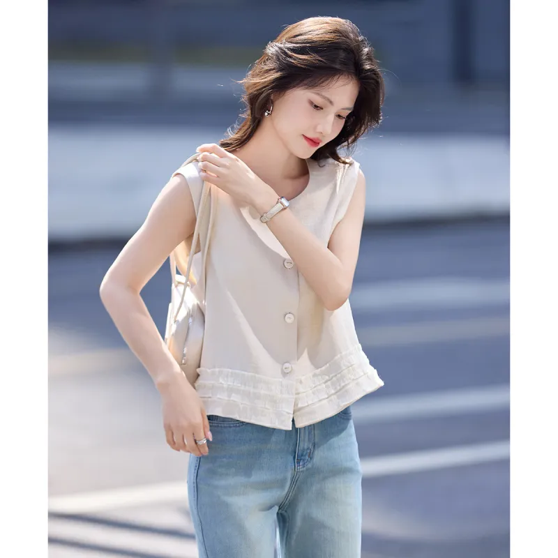 Still quiet Vests Women's Beige-1