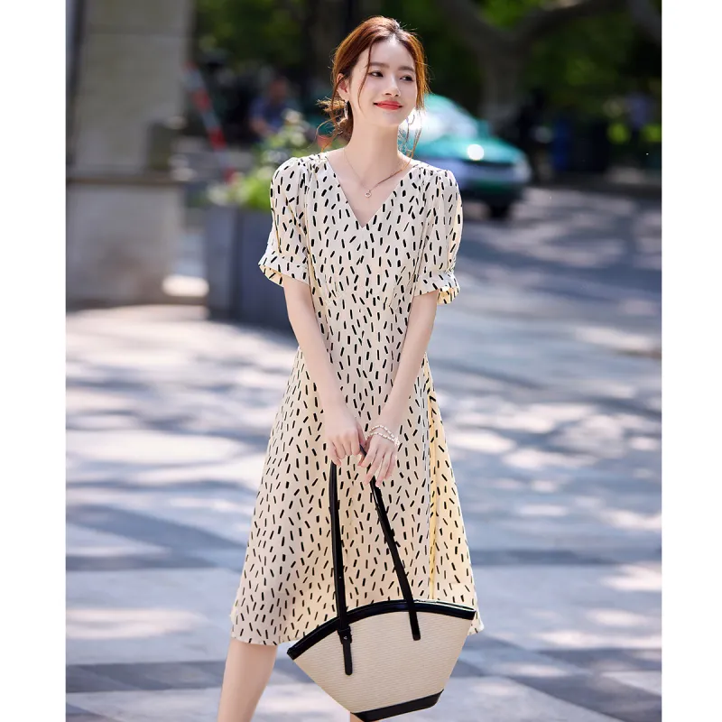 Still Quiet Short Sleeved Dress Women's-3