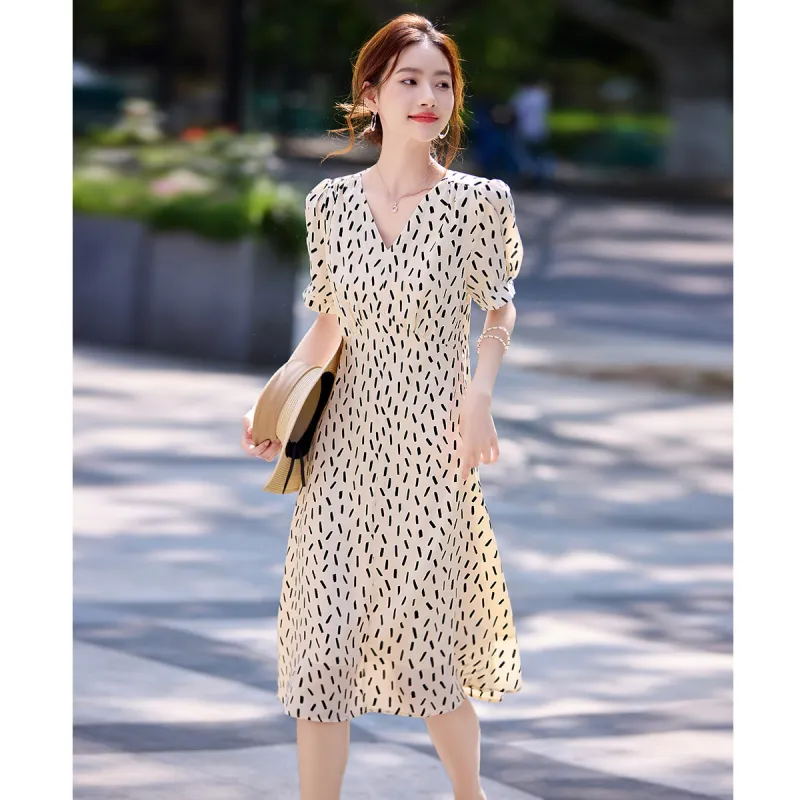 Still Quiet Short Sleeved Dress Women's-2
