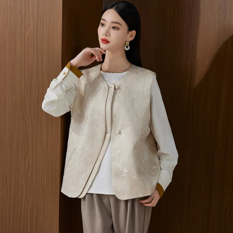 Hang Yi Court Vest Women's Beige-5
