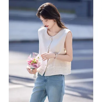 Still quiet Vests Women's Beige