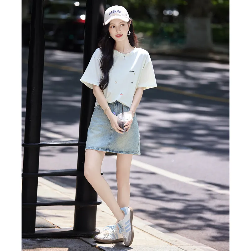 Still quiet T Shirts Women's Vanilla Green-4