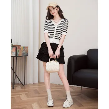 FAWENXIANGZI Knitwear Women's Black & White