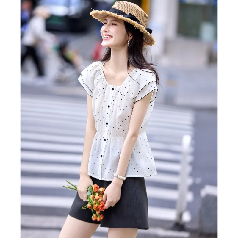 Still quiet Shirts Women's Apricot+Black-2