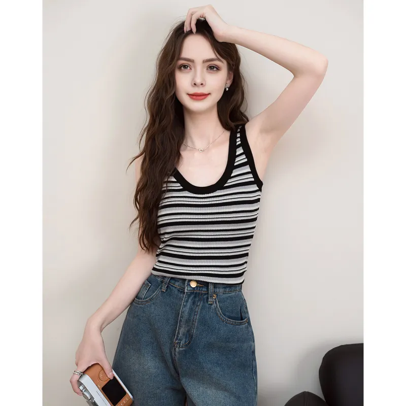 FAWENXIANGZI Tank Tops Women's Black & White-1