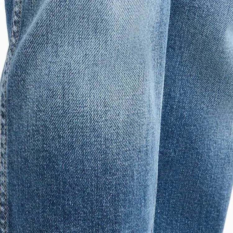 EMPORIO ARMANI J16 Slim cut Jeans-5