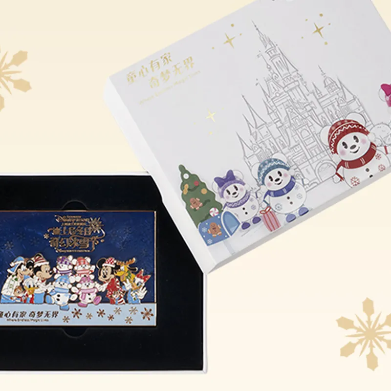 Disney Mickey Donald Duck Minnie Goofy Pluto 2022 Winter Fantasy Snow Festival Badge Greeting Card IP Merch-1