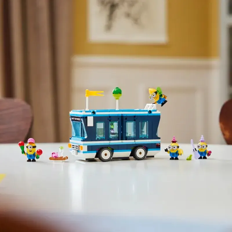 LEGO Minions' Music Party Bus Building Blocks 75581-5