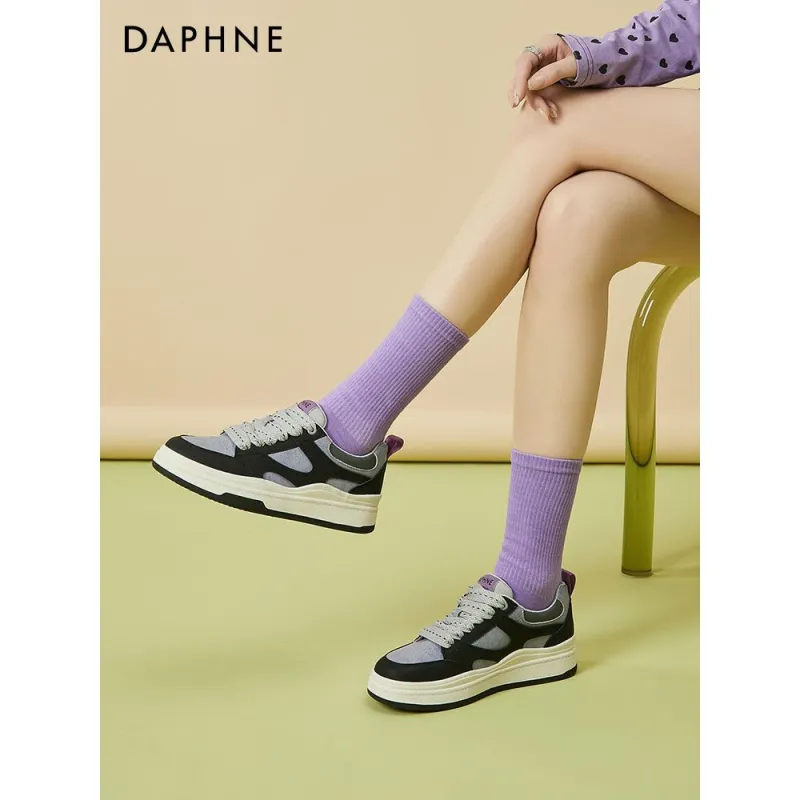 DAPHNE Low Top Skateboard Shoes Women's-9
