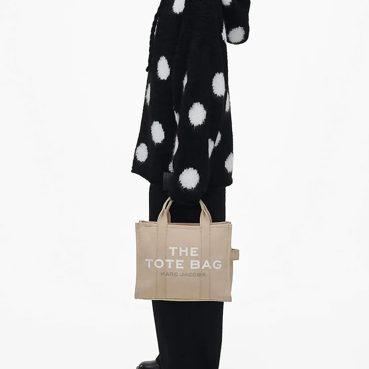 MARC JACOBS The Medium Tote Beige-4