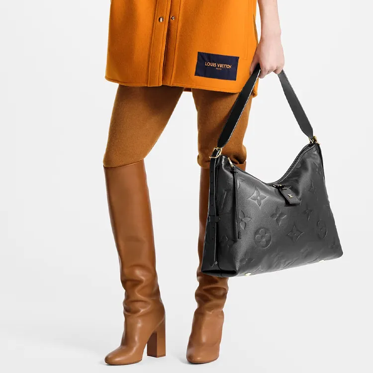 LOUIS VUITTON CarryAll Mm Black-6