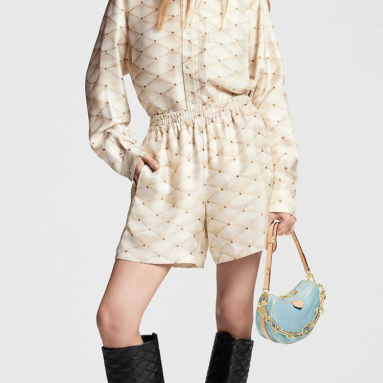 LOUIS VUITTON Croissant Pm Sky-8