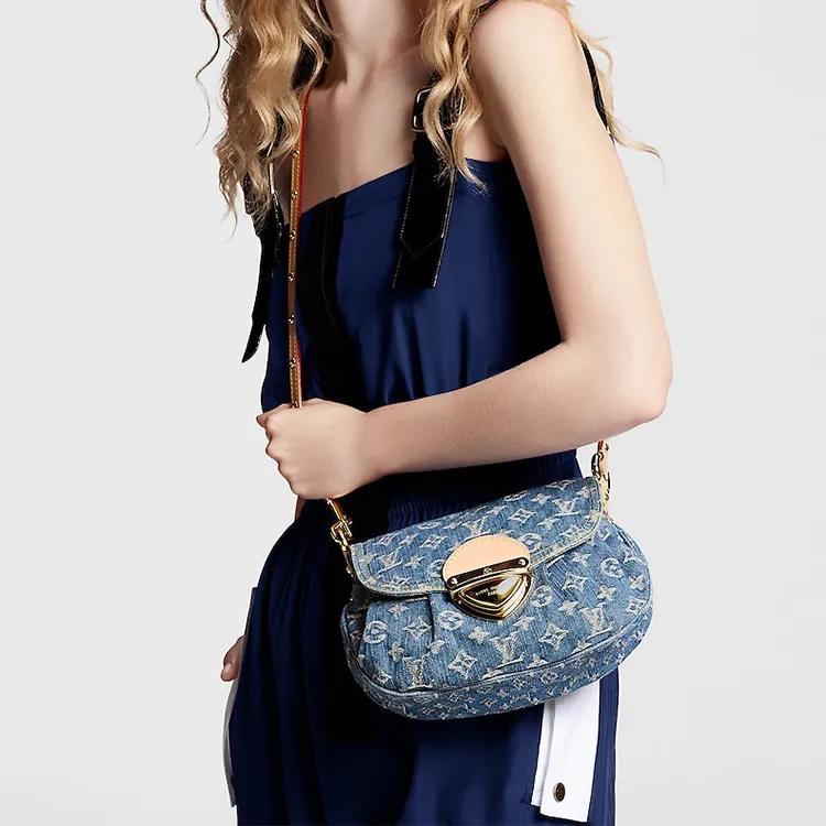 LOUIS VUITTON Sunset Bag Monogram Denim Blue-8