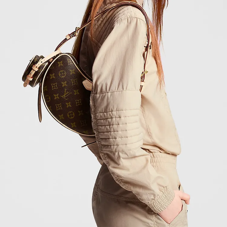 LOUIS VUITTON Croissant Mm Brown Monogram-7
