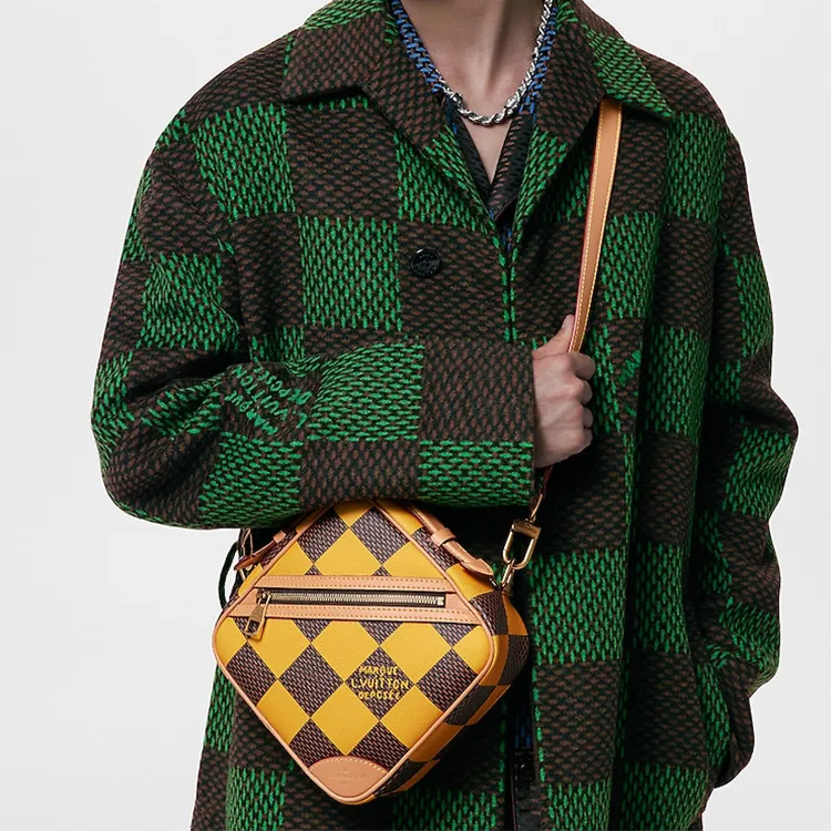 LOUIS VUITTON Chess Messenger Bag Damier Pop Jaune Mat-9