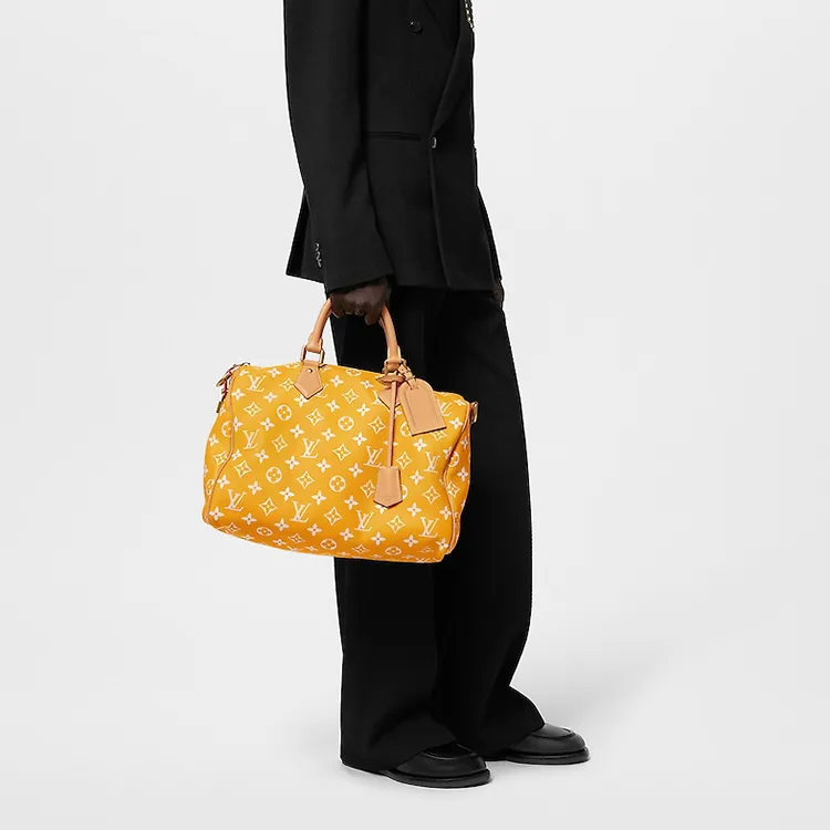 LOUIS VUITTON Speedy P9 Bandoulière 40 Monogram Leather Jaune Mat-11