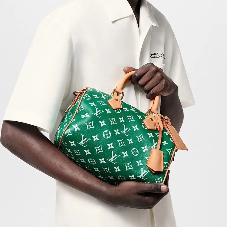 LOUIS VUITTON Speedy P9 Bandoulière 25 Monogram Leather Green-10