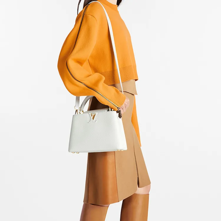 LOUIS VUITTON Capucines Taurillon Leather Handbag Detachable Shoulder Bag, Crossbody Bag Women's Snow-8