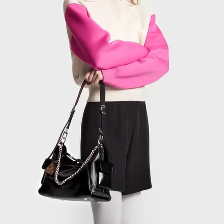 LOUIS VUITTON Carryall Cargo PM Lambskin Small Shoulder Bag Black-10