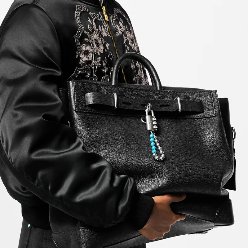 LOUIS VUITTON Steamer 40 Black-7