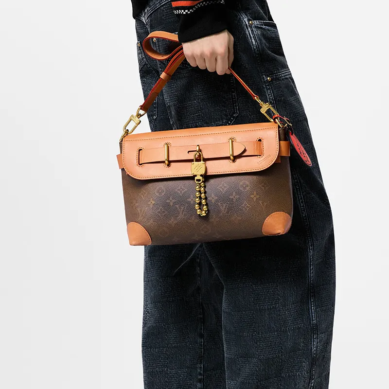 LOUIS VUITTON Steamer Crossbody Monogram Dust-6