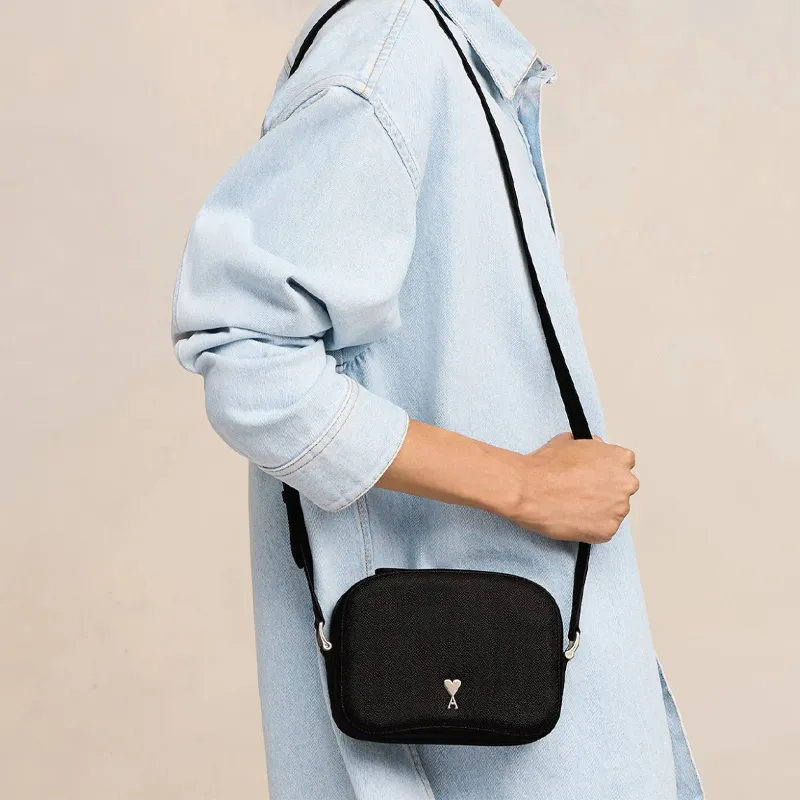 AMIPARIS Paris Ami De Coeur Zip Up Crossbody Bag-6