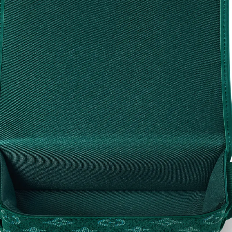 LOUIS VUITTON Bosphore Wearable Wallet Green-4