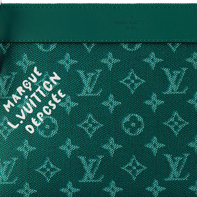 LOUIS VUITTON Pochette Voyage Souple Green-3