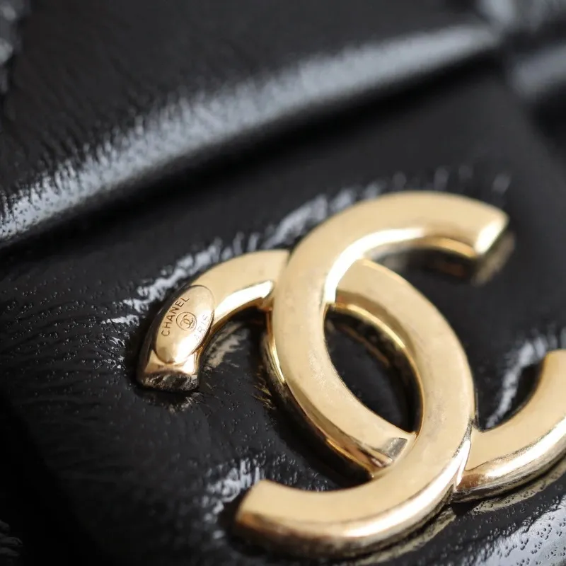 CHANEL Sheepskin Crossbody One Shoulder Handbag Women's Black-5