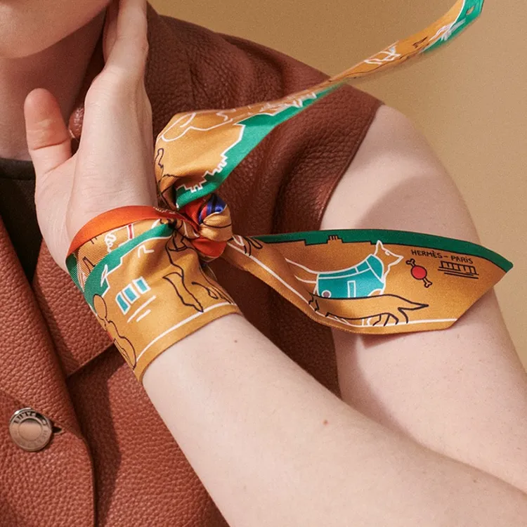 HERMES Silk Scarves Women's Multicolor-1